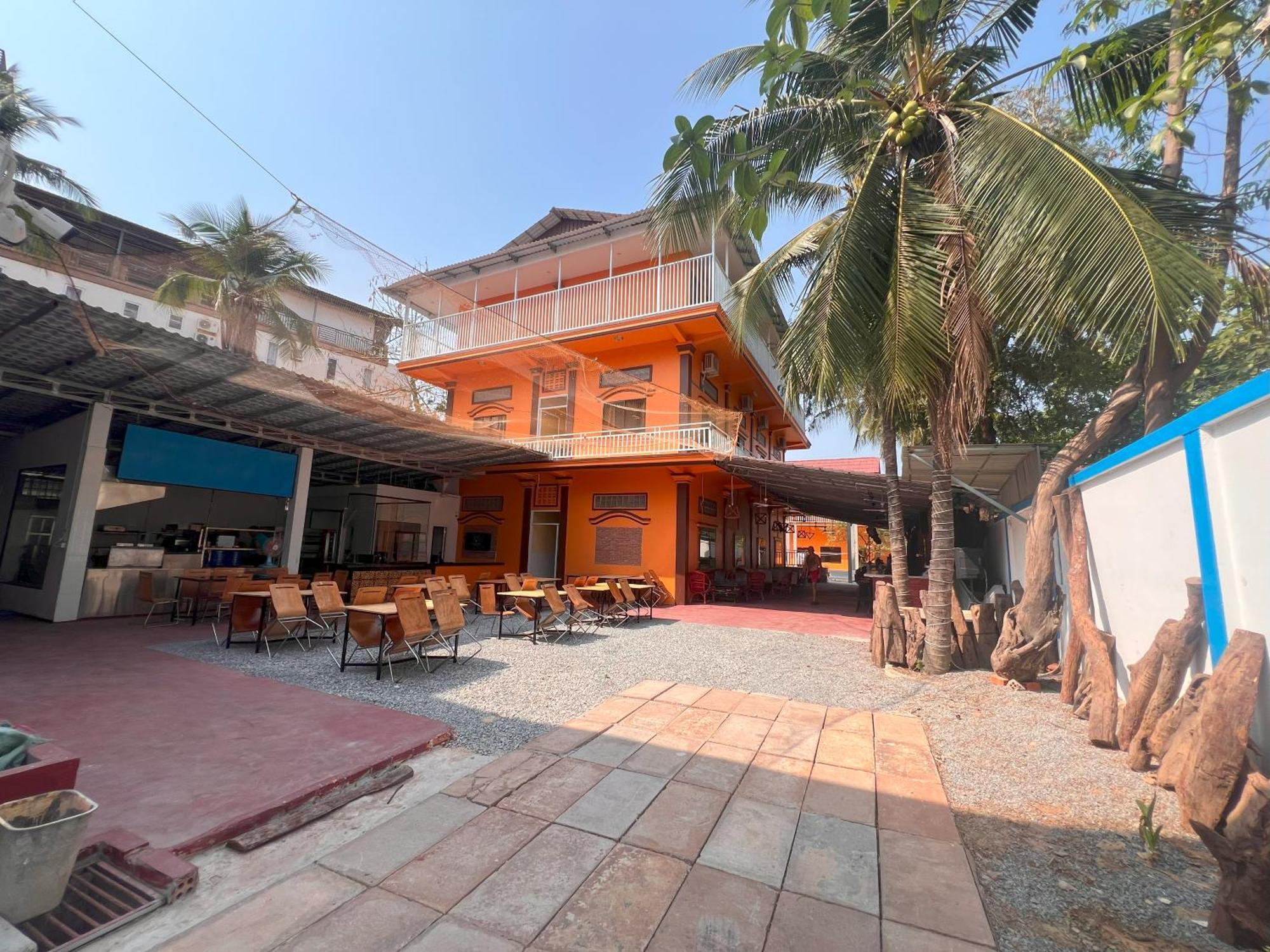 Babylon Angkor Guest House Сіємреап Екстер'єр фото